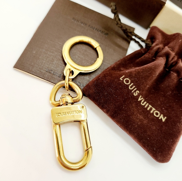 LOUIS VUITTON Pochette Extender Key Ring in Gold NIB - Picture 2 of 7
